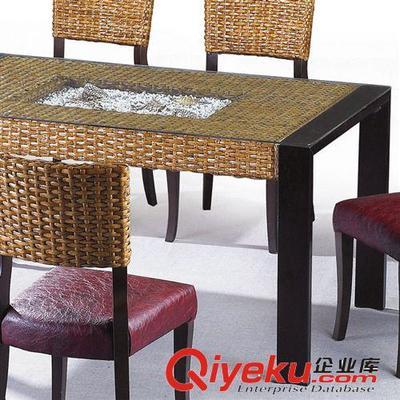 一站式餐饮空间解决方案 四君家具藤编餐桌9034-7引领自助火锅烧烤新风尚